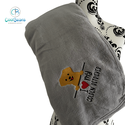 Pet Fleece Blanket - Golden Retriever (Corner) - Personalised