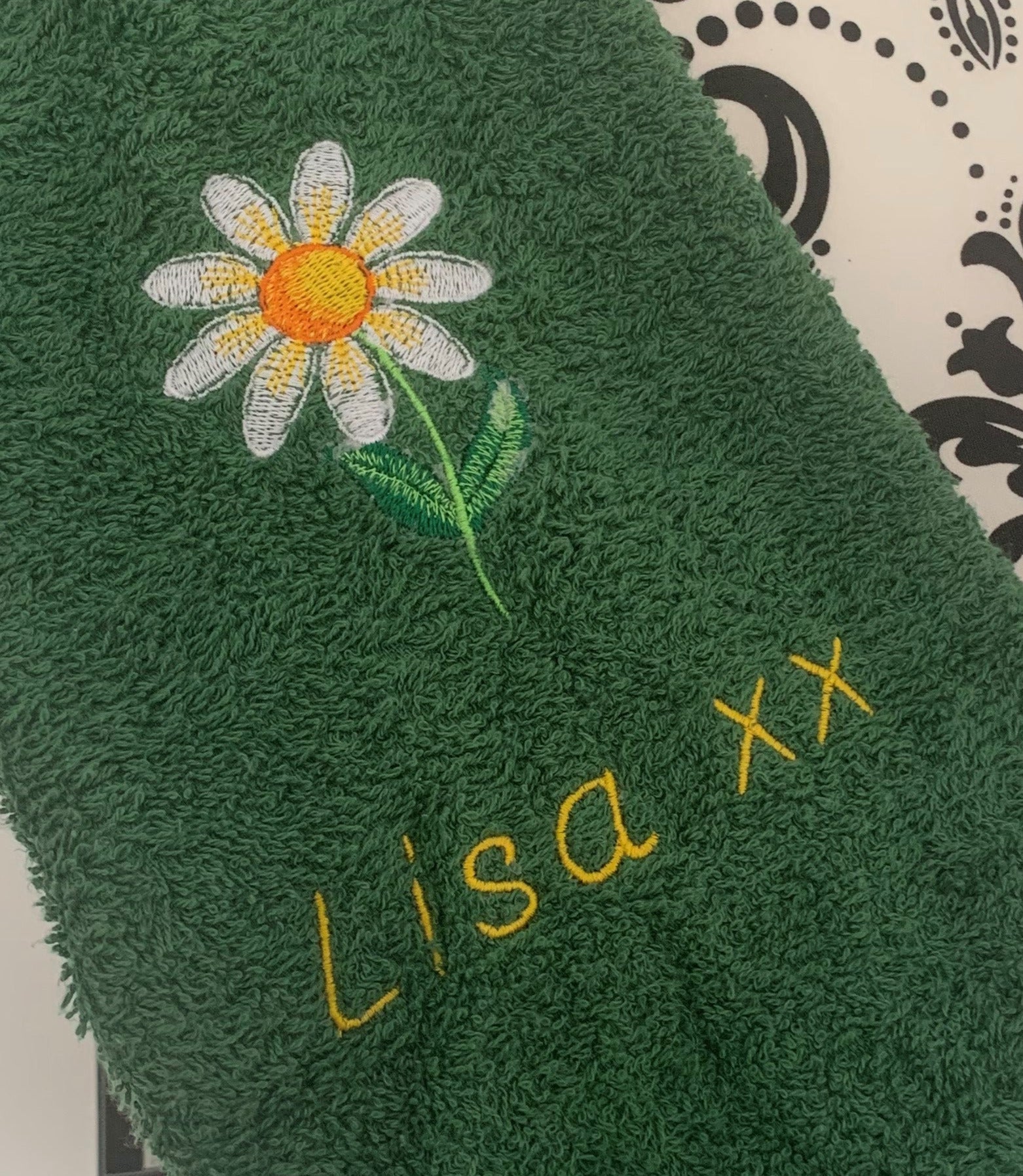 Daisy Lunch Bag - Personalised - Cool Beans Embroidery & Personalisation